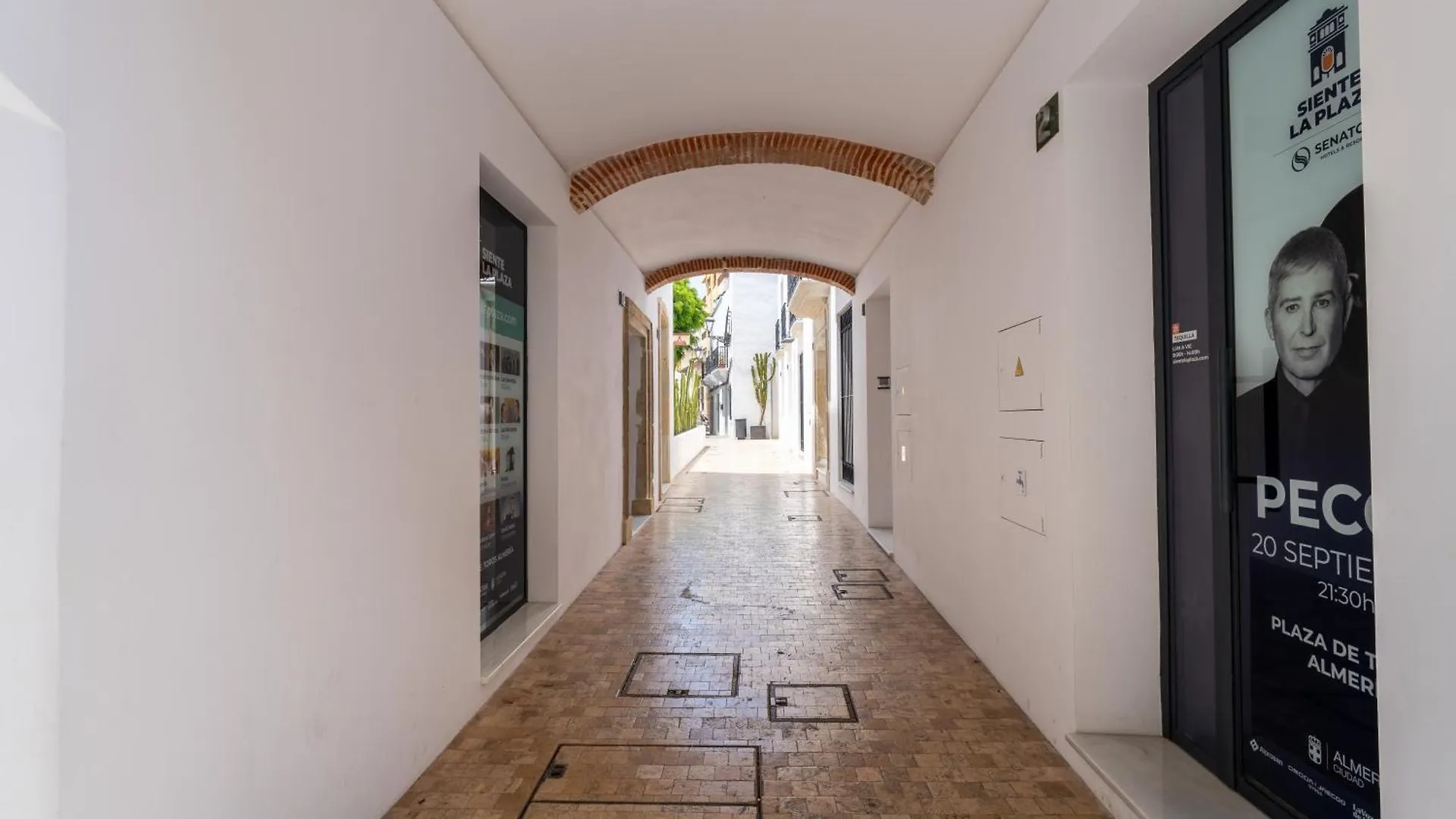 Moott Homes Suites Arco De Braulio Duplex 8 Almería Daire