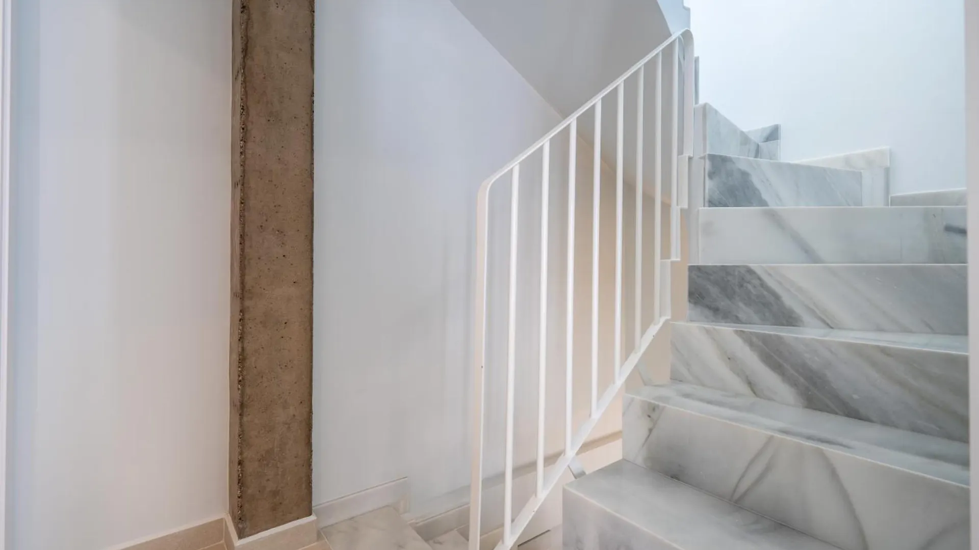 Moott Homes Suites Arco De Braulio Duplex 8 Almería İspanya