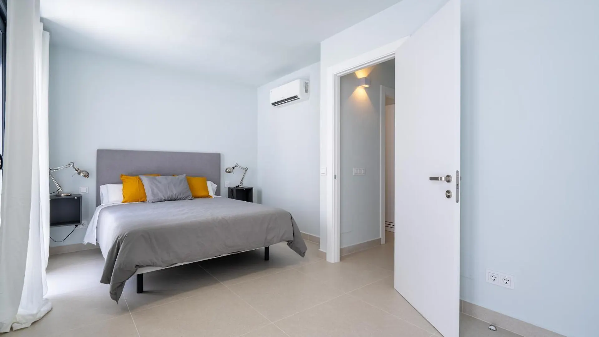 Moott Homes Suites Arco De Braulio Duplex 8 Almería 0*,  İspanya