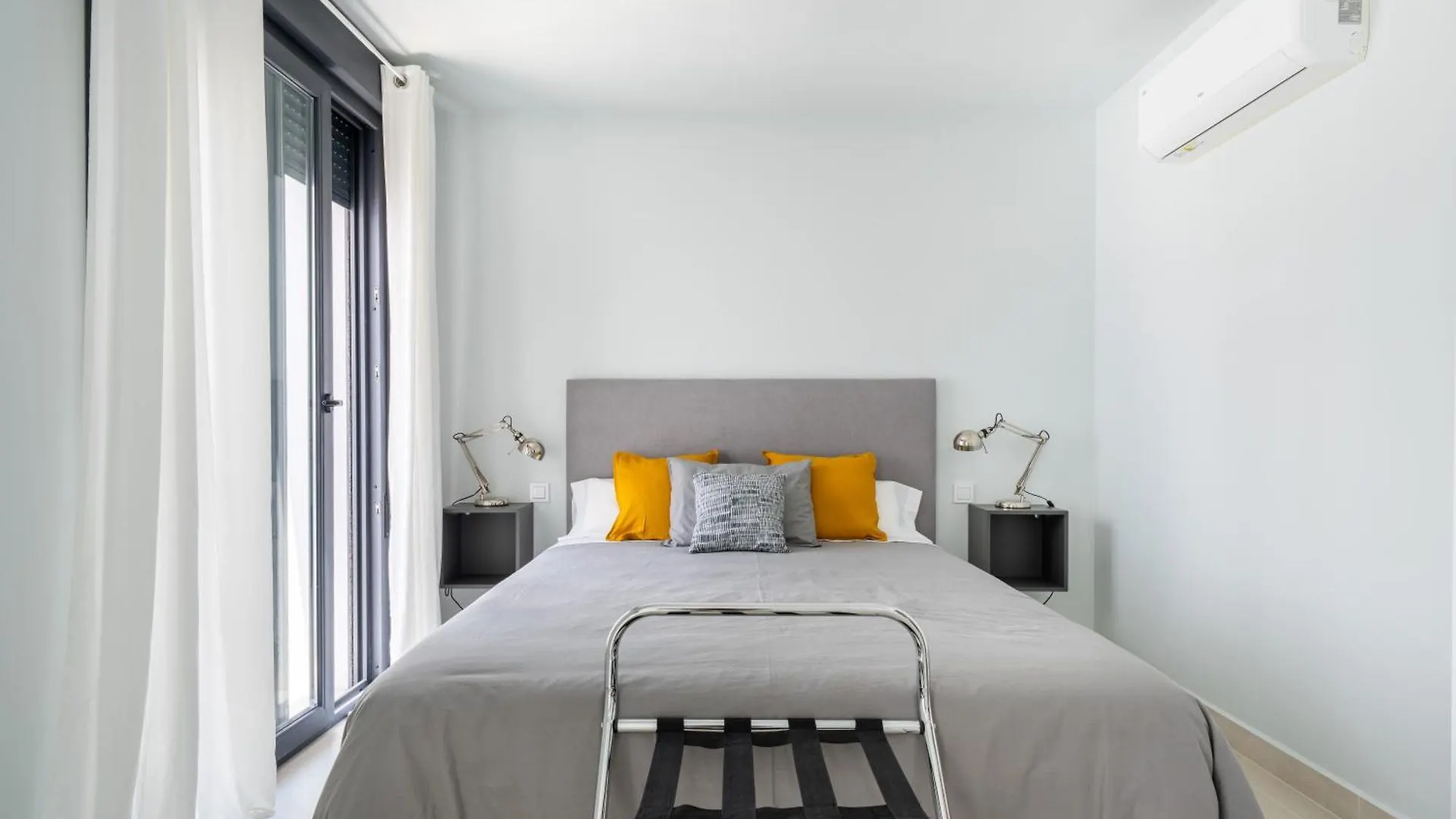 Moott Homes Suites Arco De Braulio Duplex 8 Αλμερία 0*,